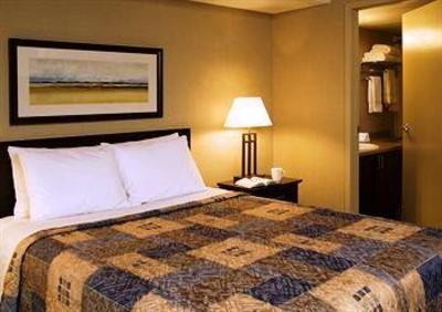 фото отеля Franklin Suite Hotel