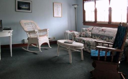 фото отеля Hillcrest Hide-Away Bed & Breakfast