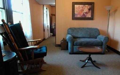 фото отеля Hillcrest Hide-Away Bed & Breakfast