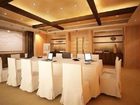 фото отеля Holiday Inn & Suites Makati