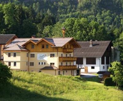 фото отеля Ferien Bauernhof Maurachhof
