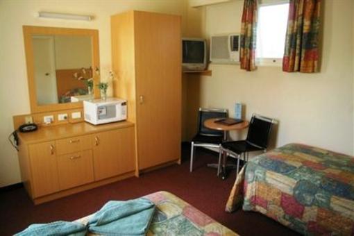 фото отеля Cowra Motor Inn