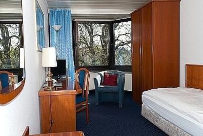 фото отеля Hotel Wester Cologne