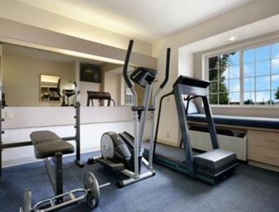 фото отеля Microtel Inn & Suites Madison