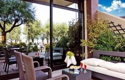 фото отеля Hotel Ambassador Pesaro
