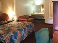 A Victory Inn & Suites Detroit