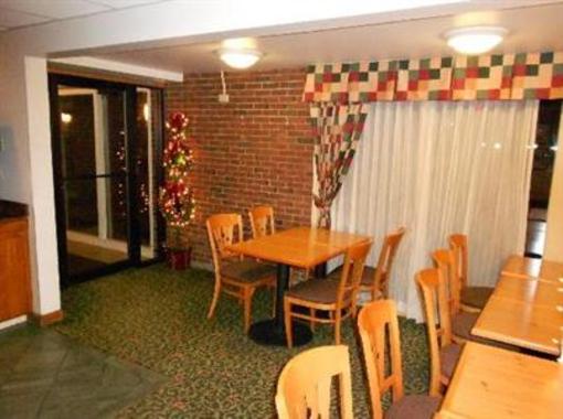 фото отеля Red Roof Inn Rutland - Killington