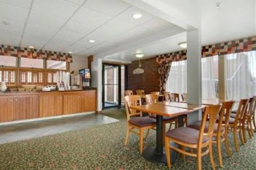 фото отеля Red Roof Inn Rutland - Killington