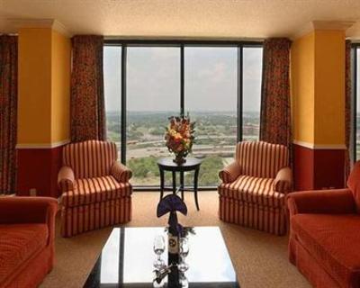 фото отеля Doubletree Hotel Houston Downtown