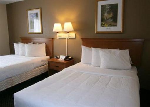 фото отеля Quality Inn Newport News