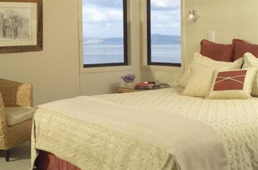 фото отеля Nicara Lakeside Lodge
