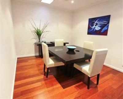фото отеля Indulge Apartments Langtree Mildura