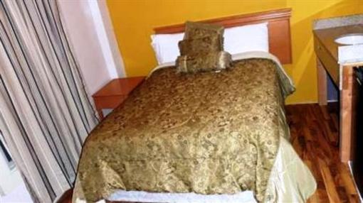фото отеля Youth Hostel Central & Hotel