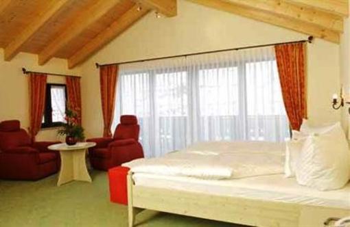 фото отеля Hotel Hubertushof Oberstaufen