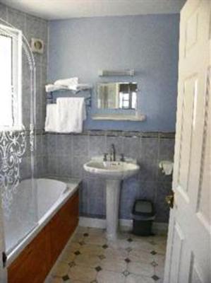 фото отеля Riverside Cottage Bed & Breakfast Lynmouth