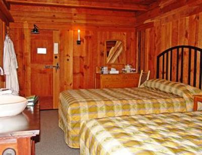 фото отеля Old Faithful Inn Yellowstone National Park