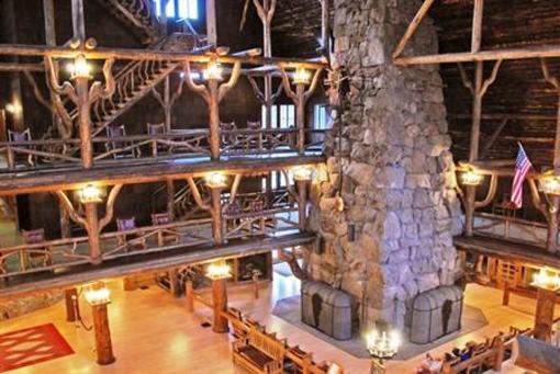 фото отеля Old Faithful Inn Yellowstone National Park