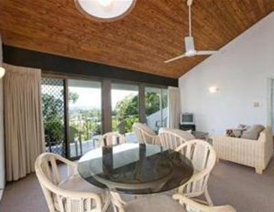 фото отеля Caralina Court Private Holiday Apartment Noosa
