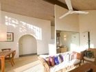 фото отеля Caralina Court Private Holiday Apartment Noosa