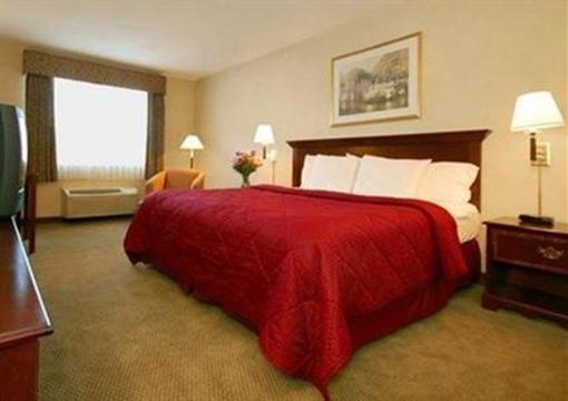 фото отеля Comfort Inn Plymouth Massachusetts