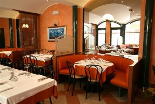 фото отеля Valbrenta Hotel Limena