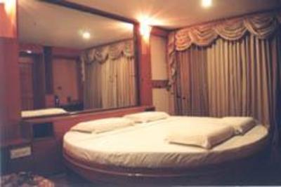 фото отеля Bhimas Residency Hotels
