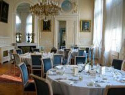 фото отеля Le Chateau Du Val Hotel Saint-Germain-en-Laye