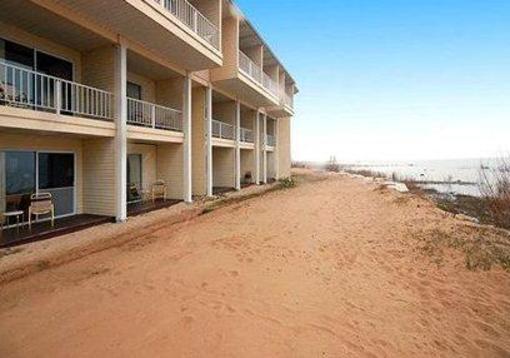 фото отеля Quality Inn Lakefront