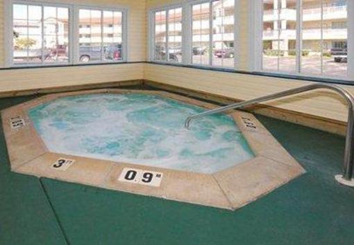 фото отеля Quality Inn Lakefront