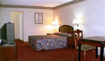 фото отеля Wynnwood Inn & Suites