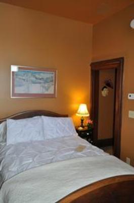 фото отеля Boyden House Inn