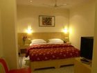 фото отеля Cedar Court Guesthouse New Delhi