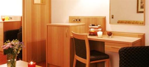 фото отеля Hotel St. Anton