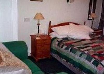 фото отеля Roseneath Guest House