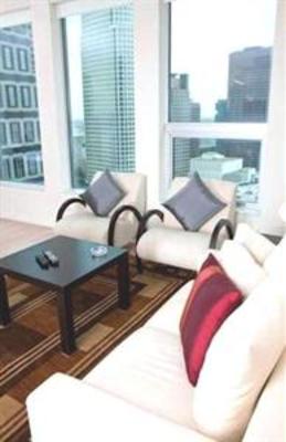 фото отеля Marriott Execustay Apartment TenTen Wilshire Los Angeles