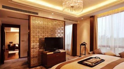 фото отеля Huijin Lakeview Xuanwu Hotel Yangzhou