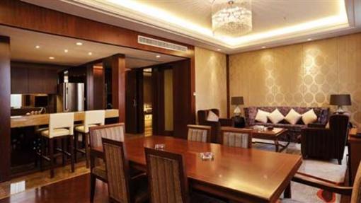 фото отеля Huijin Lakeview Xuanwu Hotel Yangzhou