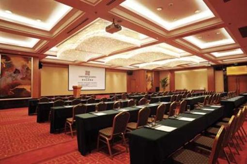 фото отеля Huijin Lakeview Xuanwu Hotel Yangzhou