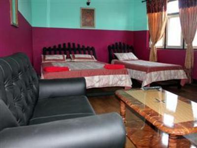 фото отеля Langsisha Guest House P. Ltd