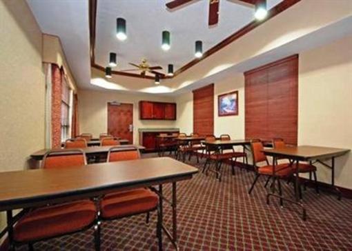 фото отеля Comfort Inn - Montgomery Carmichael Rd.