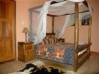 фото отеля Trees Too Guest Lodge Komatipoort