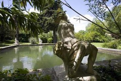 фото отеля Chateau de Roussan Saint-Remy-de-Provence