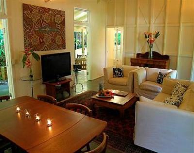 фото отеля Port Douglas Cottage & Lodge