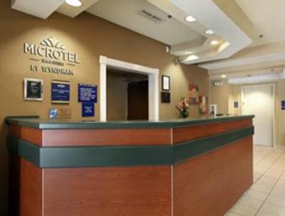 фото отеля Microtel Inn & Suites by Wyndham Leesburg Mt Dora