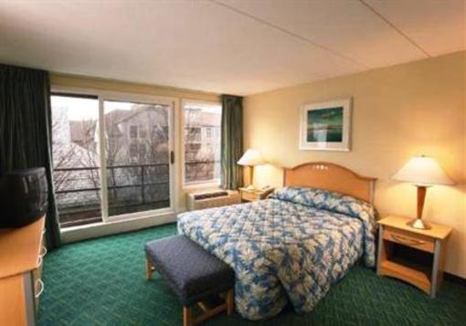 фото отеля Wyndham Inn on the Harbor