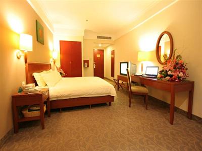 фото отеля Green Tree Inn Houjie Hotel Dongguan