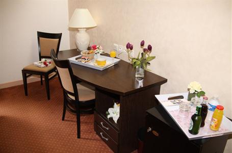 фото отеля Le Parc de Geoffroy Hotel