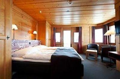 фото отеля Landhaus Hotel Saanen