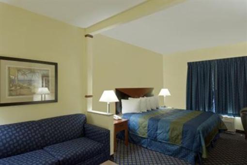фото отеля Sleep Inn & Suites Gainesville