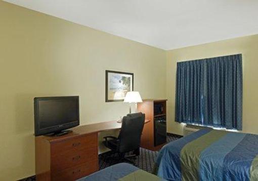 фото отеля Sleep Inn & Suites Gainesville